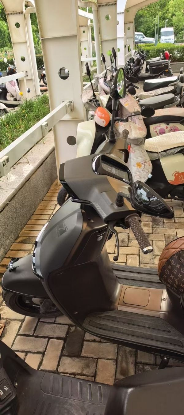 二手维多利亚Sixties 250Si