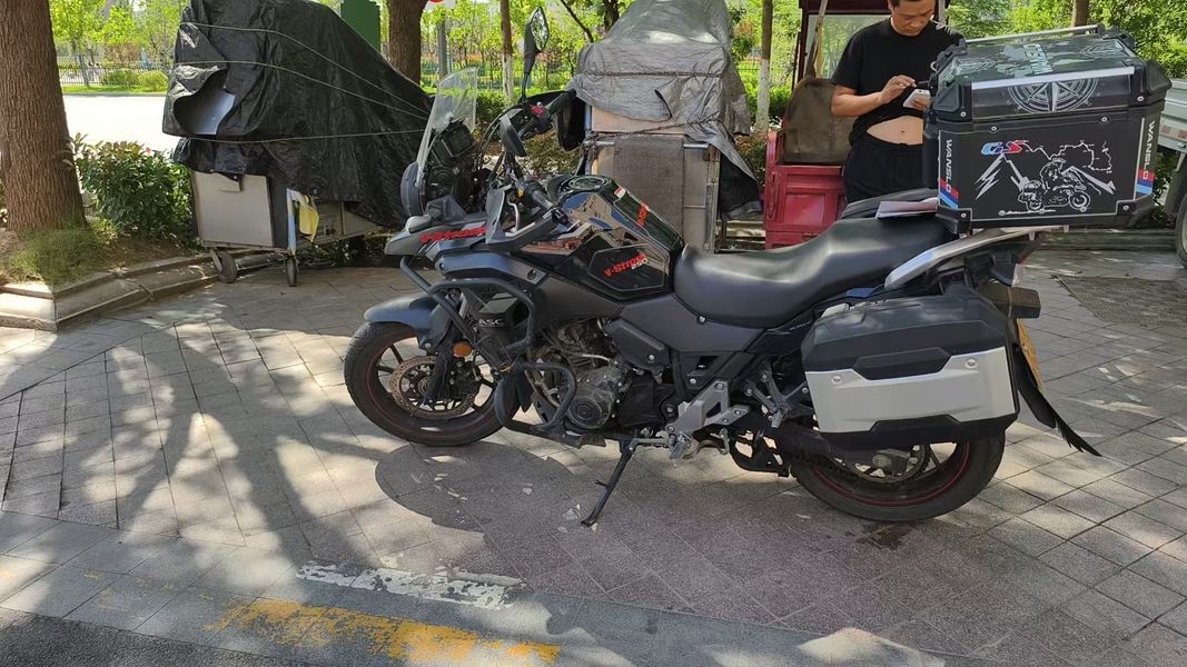 二手豪爵铃木DL250