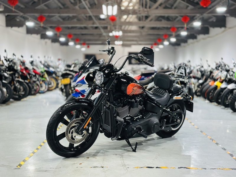 二手哈雷戴维森街霸 Street Bob