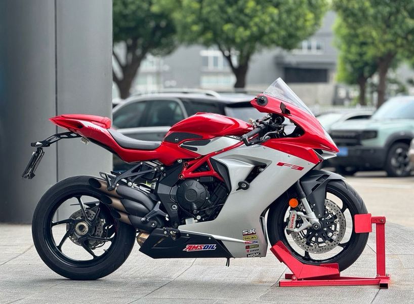 二手奥古斯塔F3 800