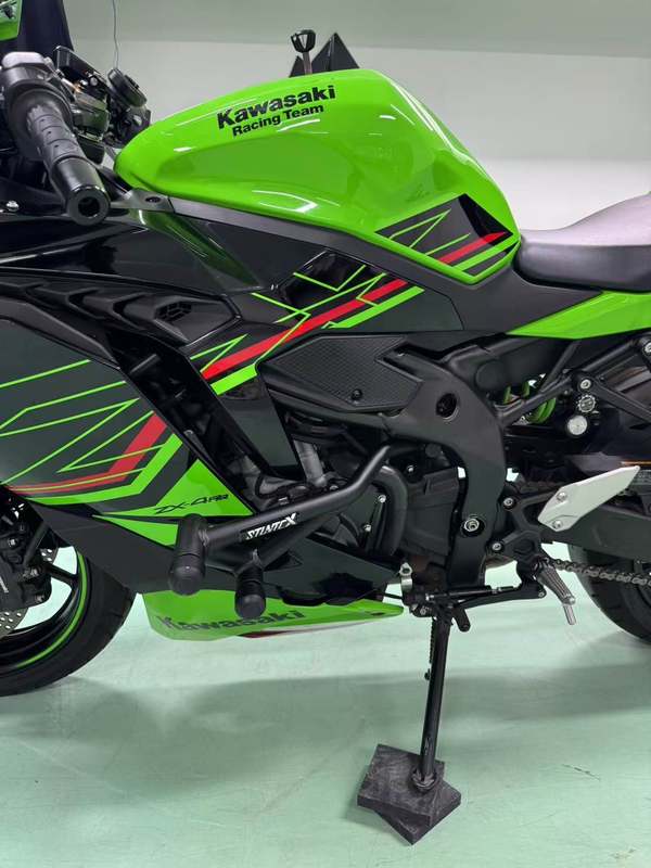 二手川崎ZX-4R