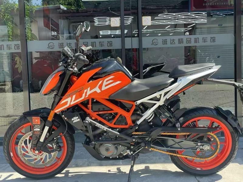 二手KTMR2R390 Duke