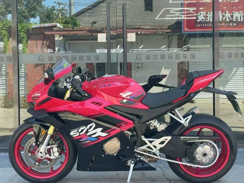 二手张雪机车500RR