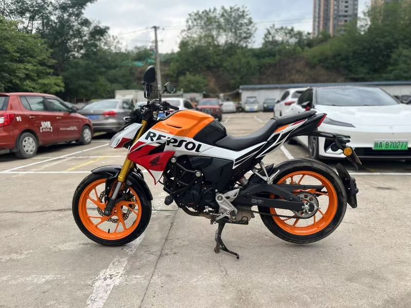二手五羊本田CB190R 暴锋眼