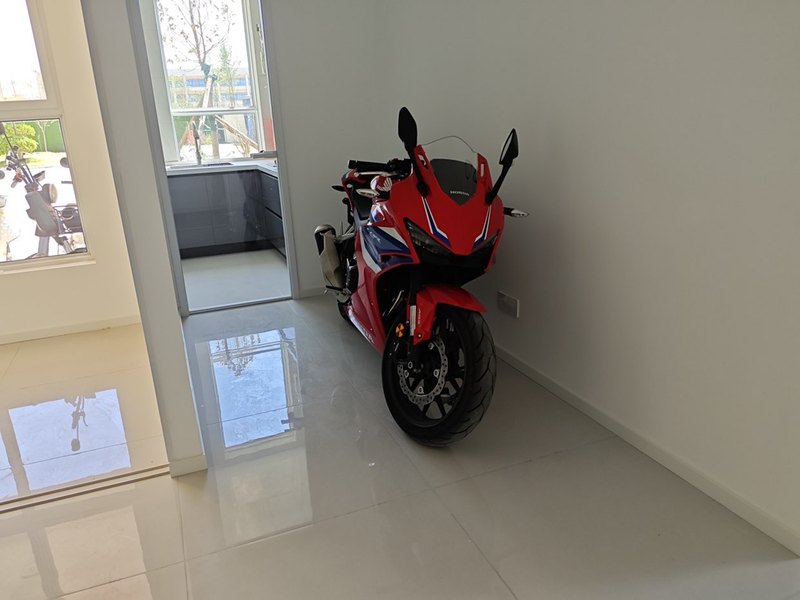 二手本田CBR400R