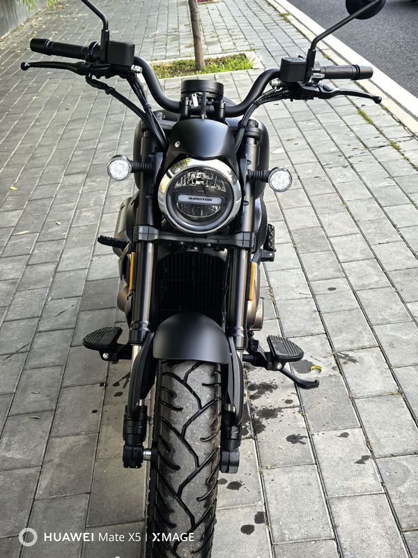二手QJMOTOR闪300