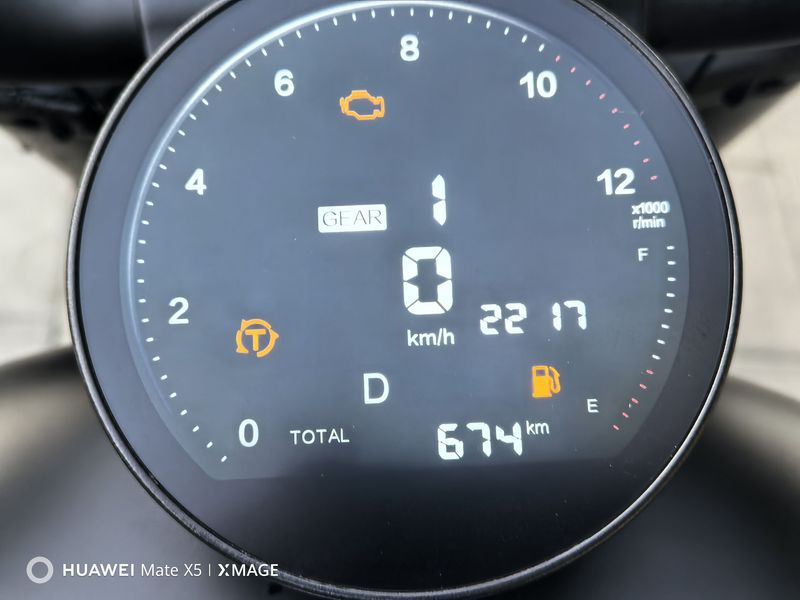 二手QJMOTOR闪300