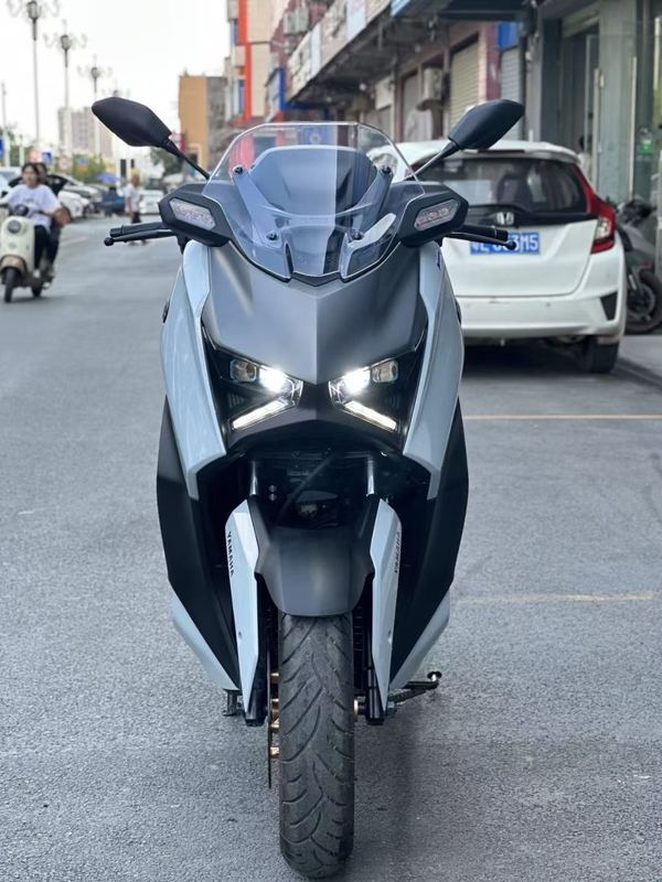 二手雅马哈XMAX