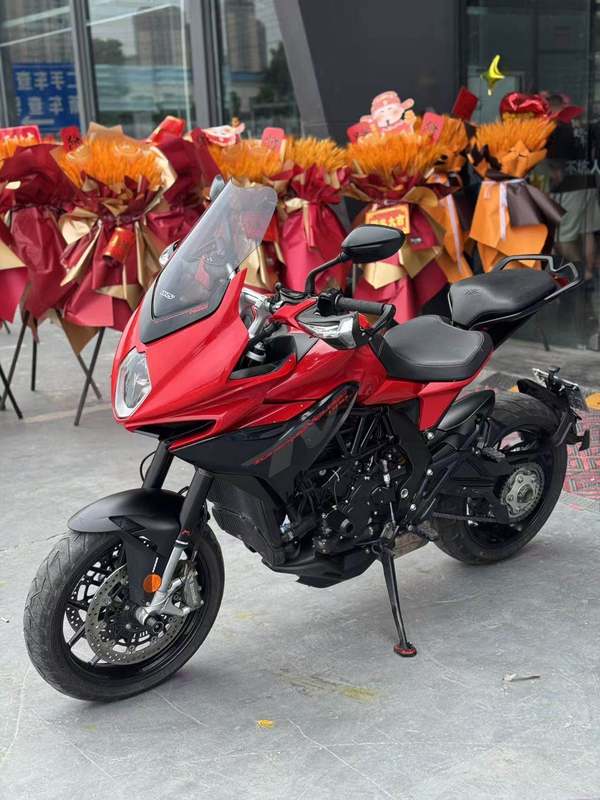 二手奥古斯塔Turismo Veloce 800