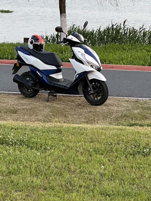 二手五羊本田NX125