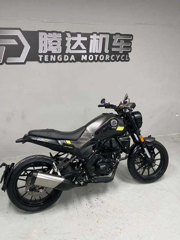 二手贝纳利幼狮 Leoncino 250