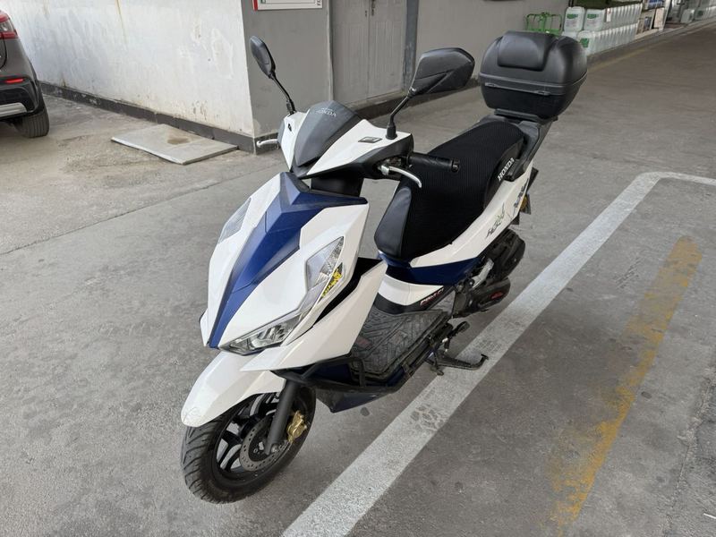 二手五羊本田NX125