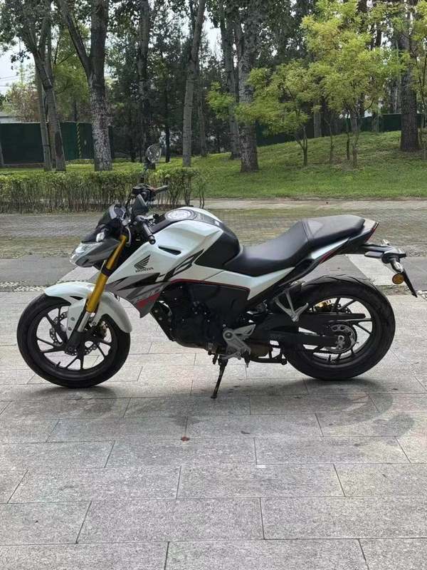 二手五羊本田CB190R 暴锋眼