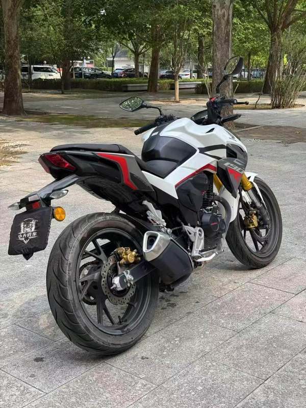 二手五羊本田CB190R 暴锋眼