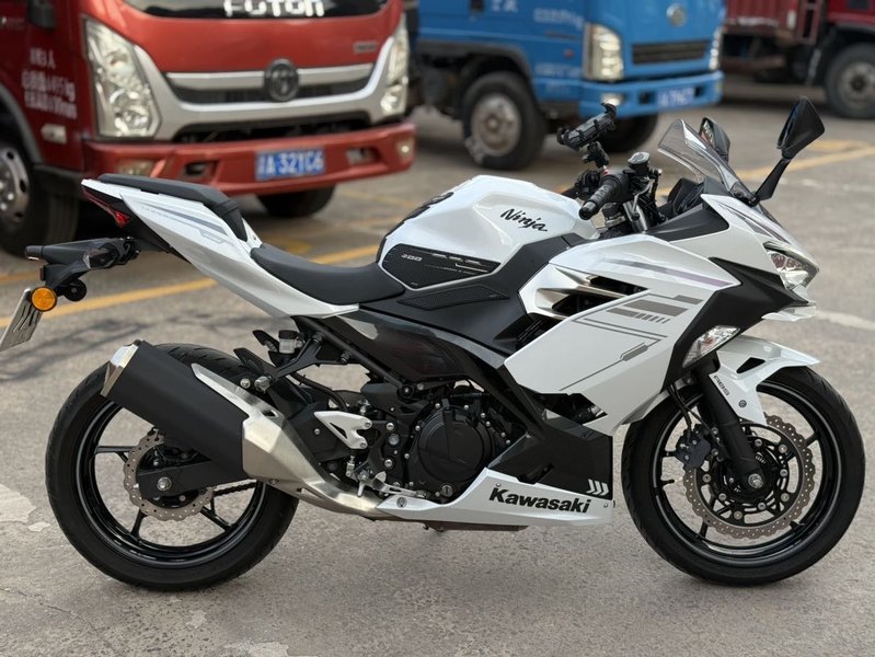 二手川崎Ninja 400