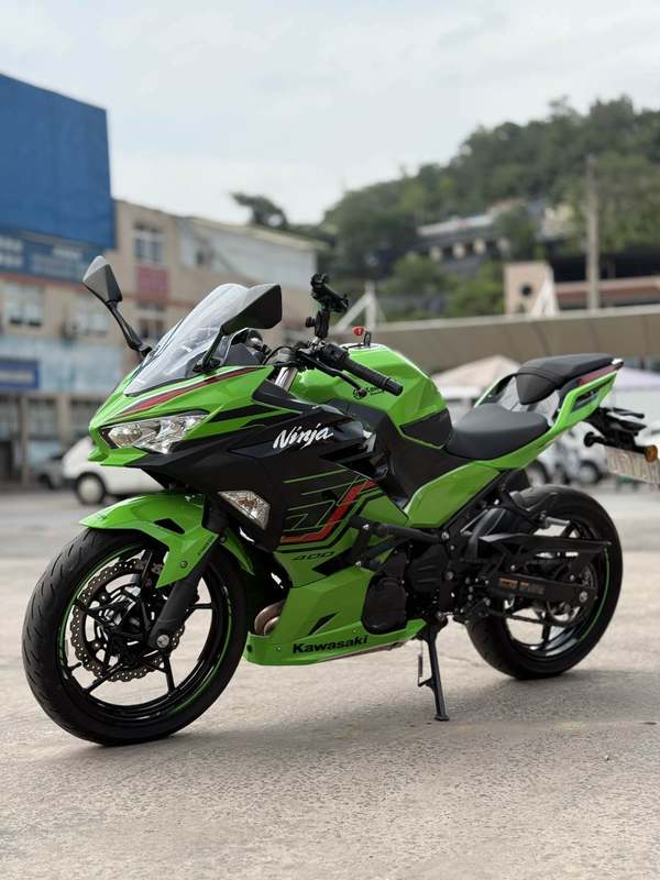 二手川崎Ninja 400