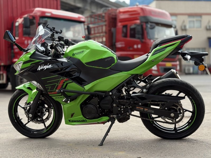 二手川崎Ninja 400