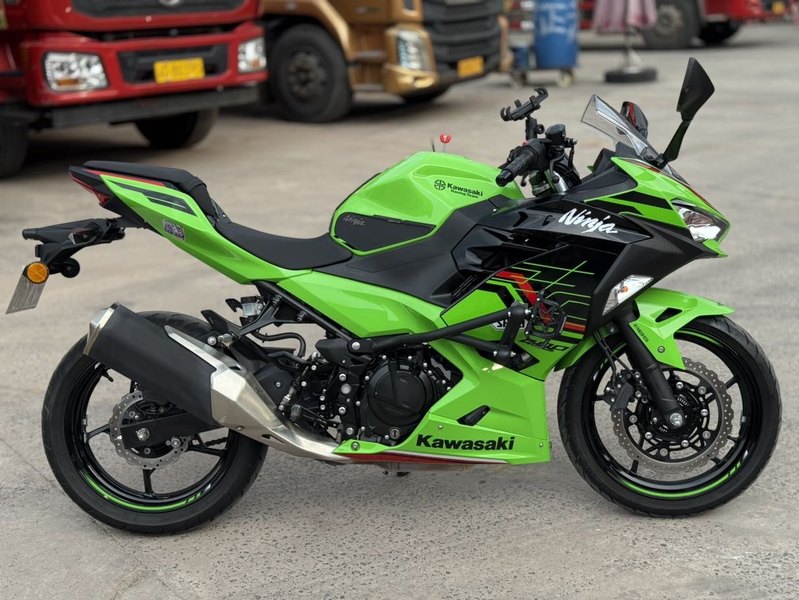 二手川崎Ninja 400