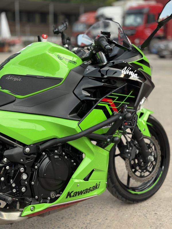 二手川崎Ninja 400