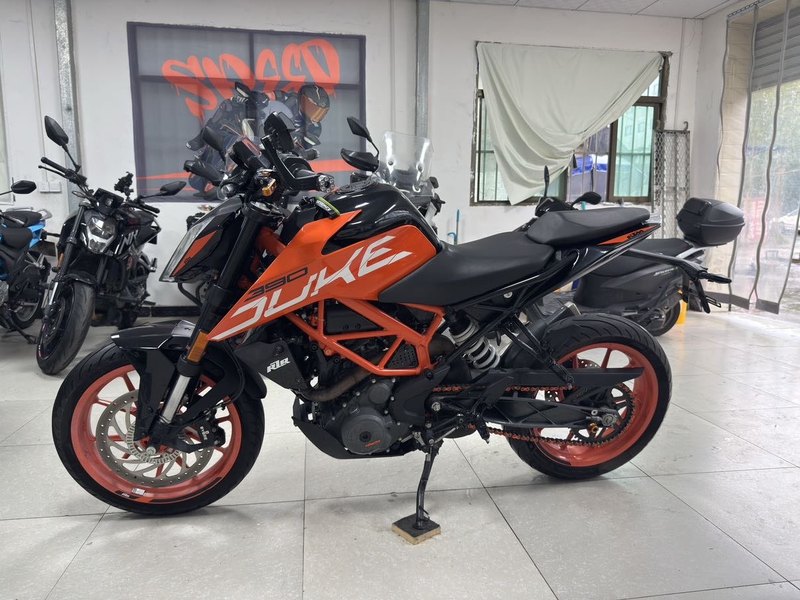 二手KTMR2R390 Duke