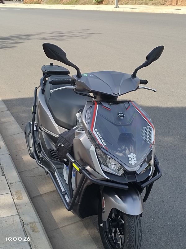 二手QJMOTOR鸿150RS