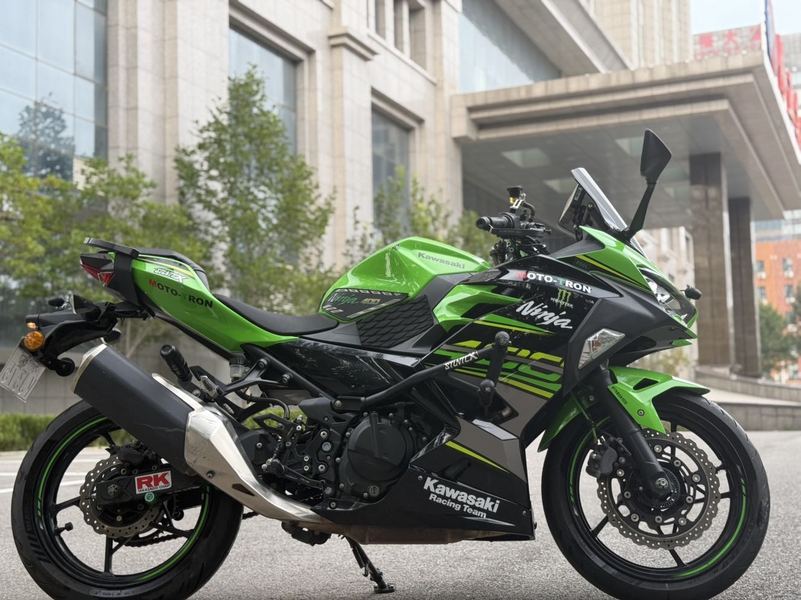 二手川崎Ninja 400
