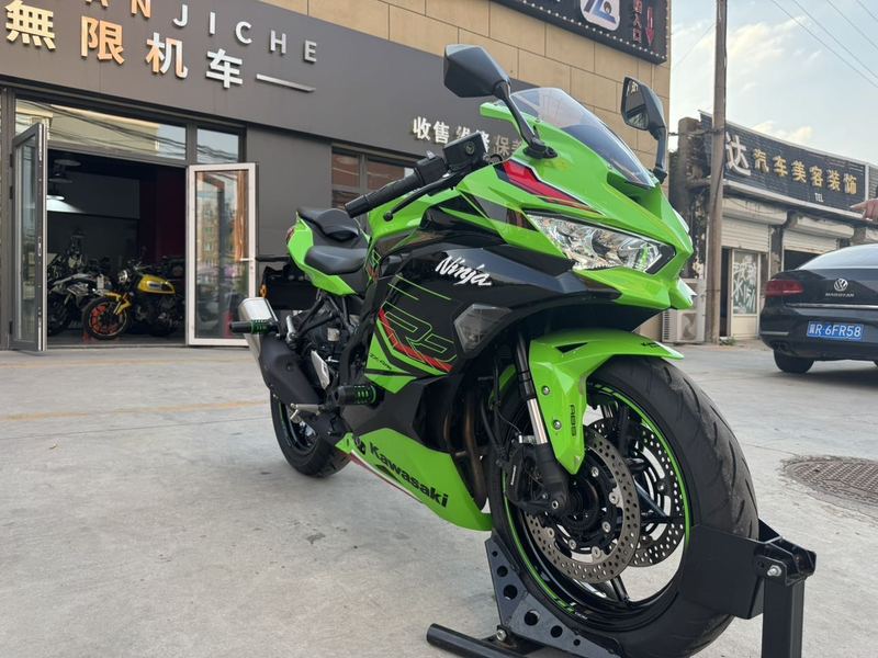 二手川崎ZX-4R