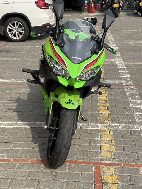 二手川崎Ninja 400