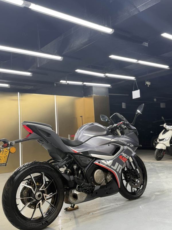二手QJMOTOR赛250
