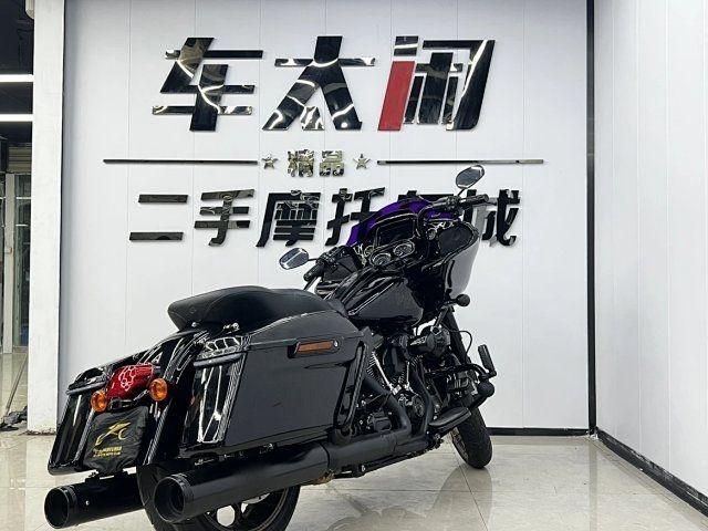 二手哈雷戴维森公路滑翔 Road Glide