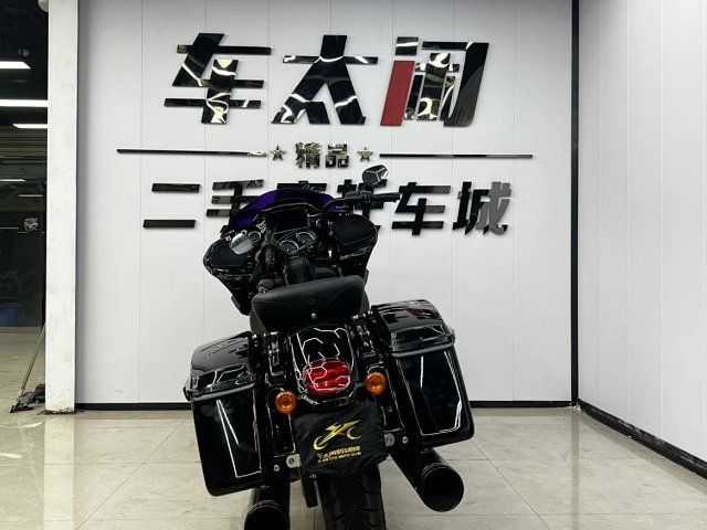 二手哈雷戴维森公路滑翔 Road Glide