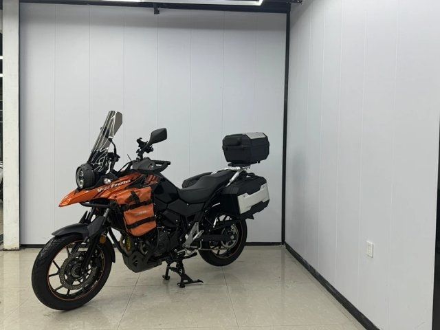 二手豪爵铃木DL250