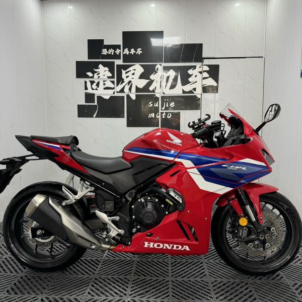 二手本田CBR400R