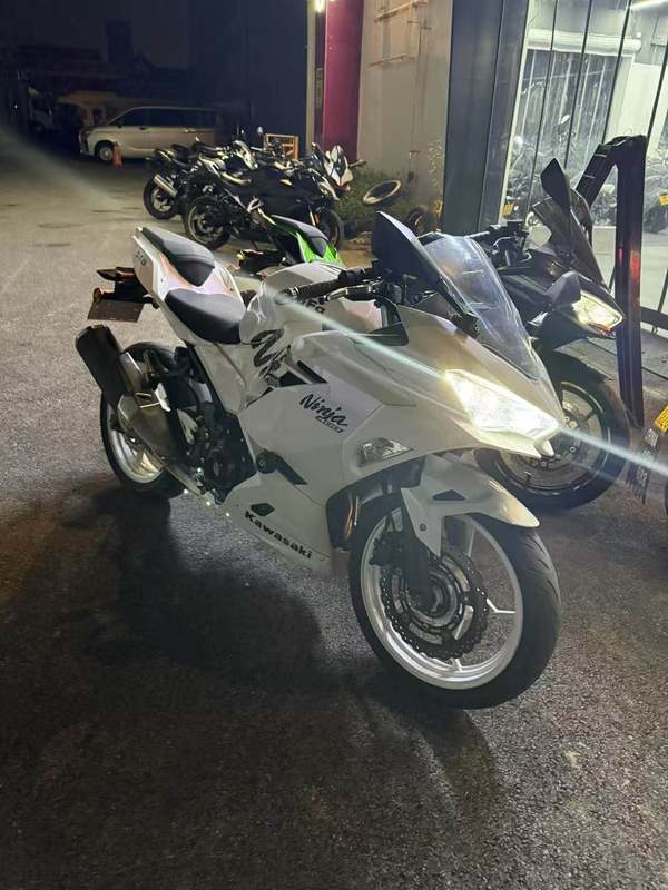 二手川崎Ninja 400