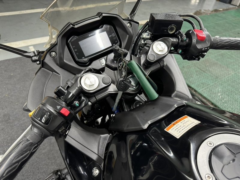 二手豪爵铃木GSX250R