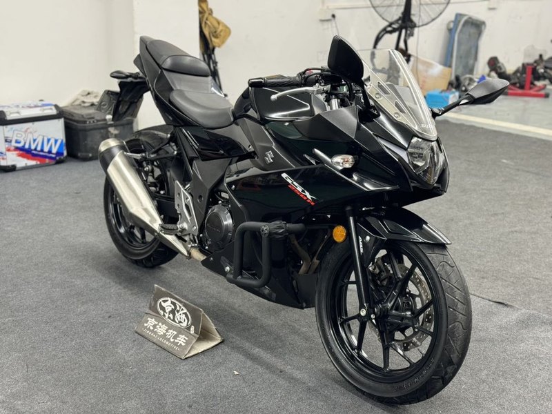 二手豪爵铃木GSX250R