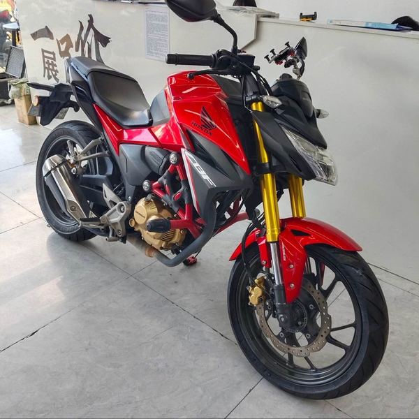 二手五羊本田CB190R 暴锋眼