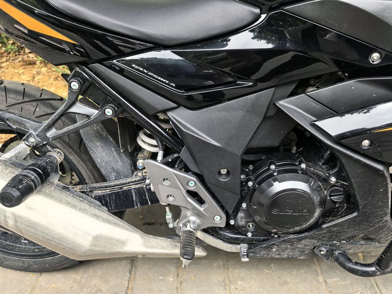二手豪爵铃木GSX250R