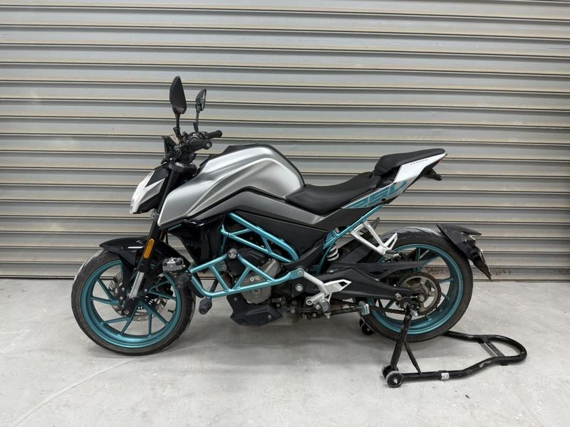二手春风250NK