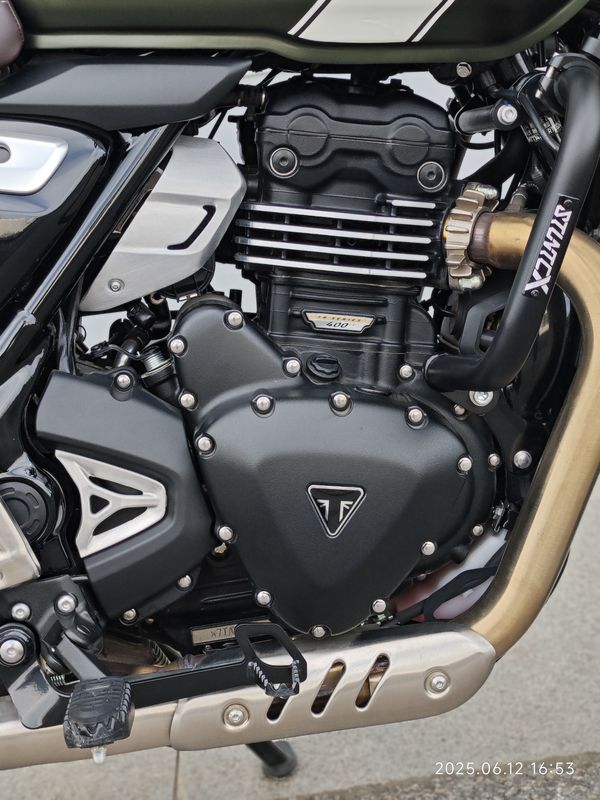 二手凯旋Scrambler 400 X