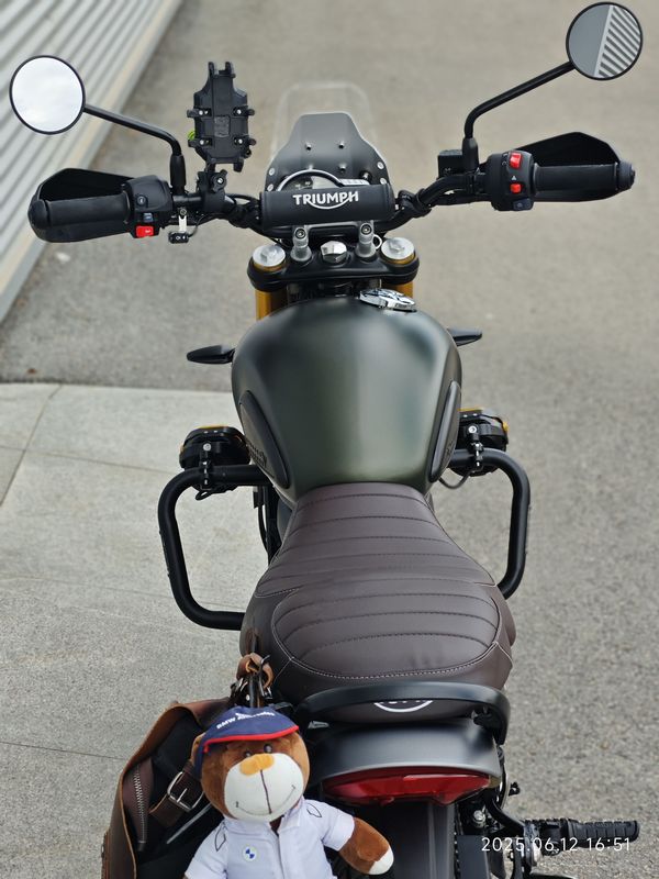 二手凯旋Scrambler 400 X