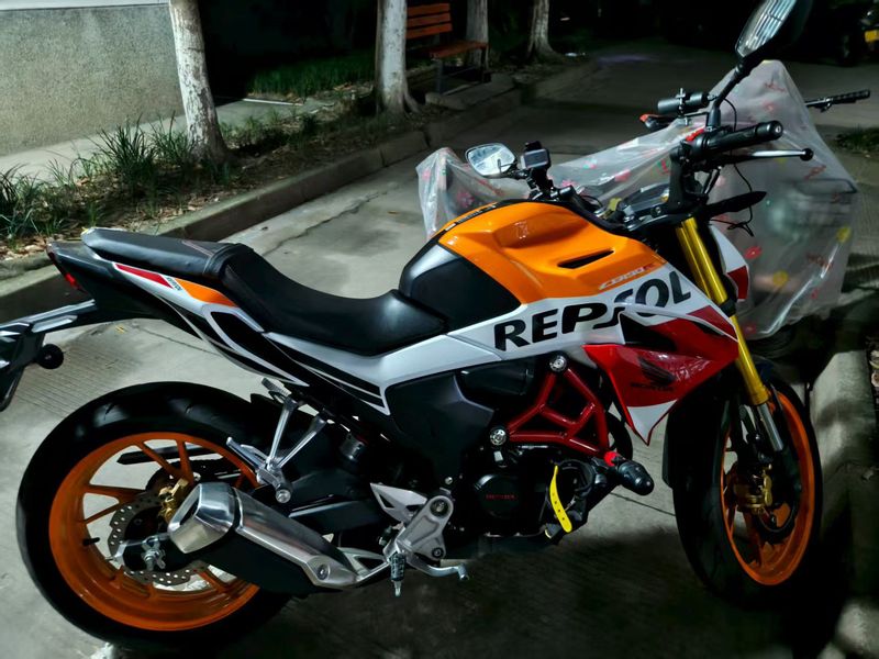 二手五羊本田CB190R 暴锋眼