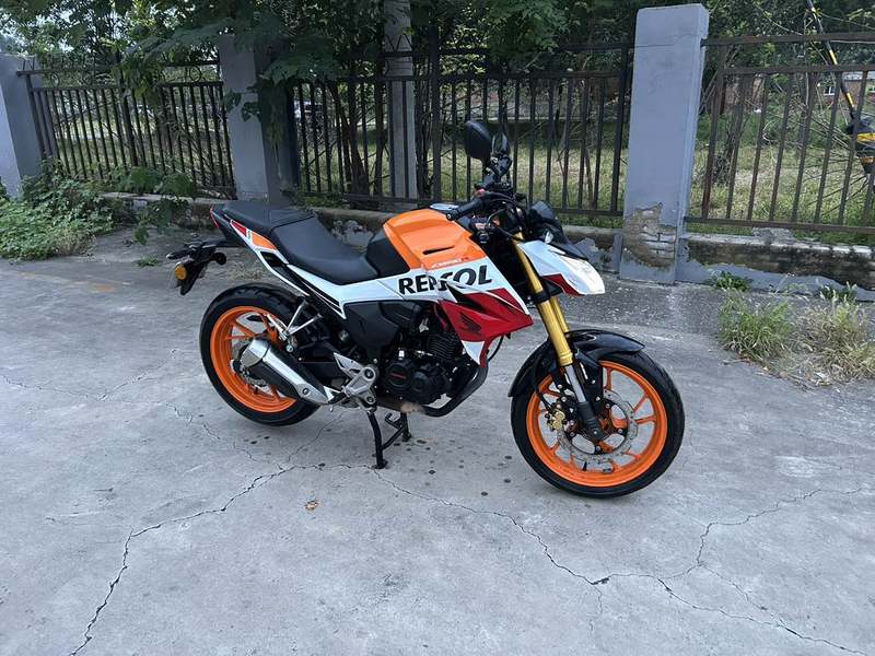 二手五羊本田CB190R 暴锋眼