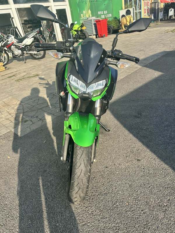 二手川崎Z400