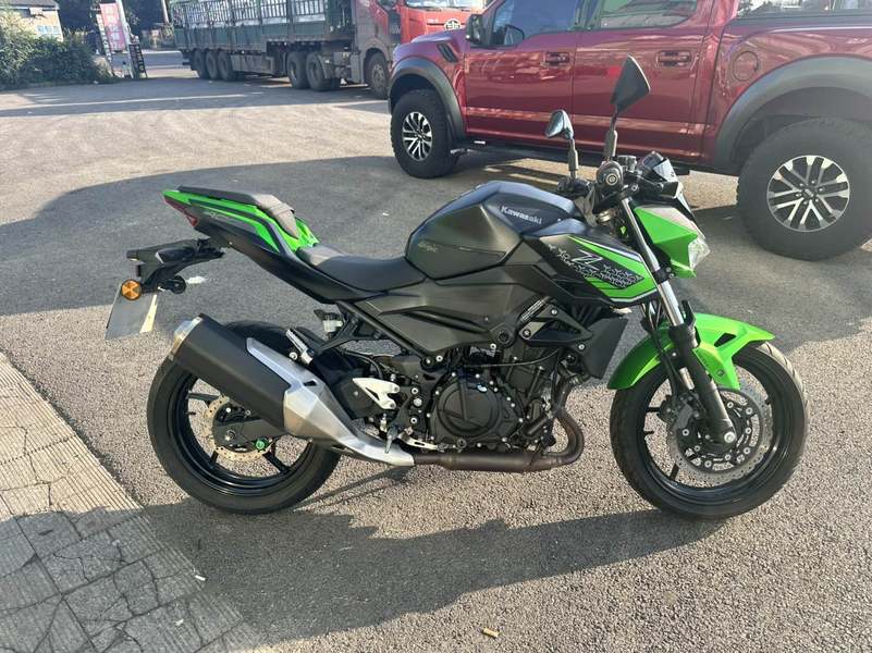 二手川崎Z400