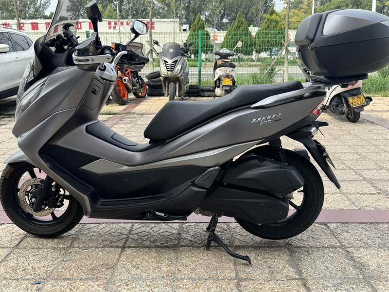 二手豪爵UHR150