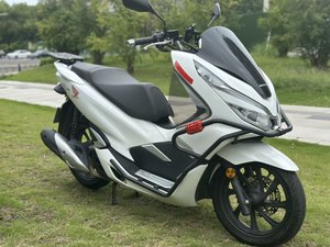 二手五羊本田PCX