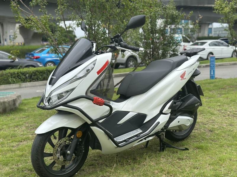 二手五羊本田PCX