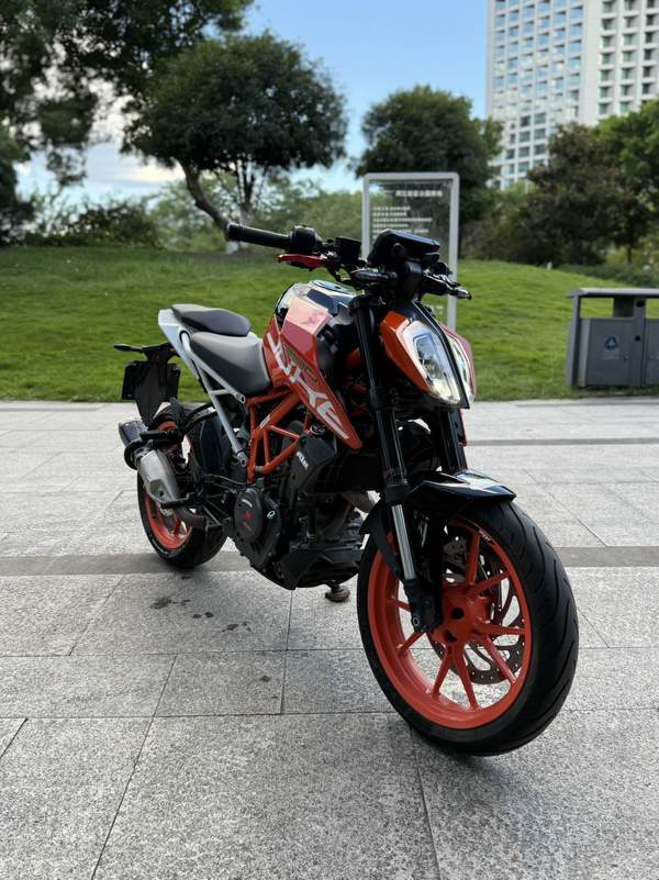 二手KTMR2R390 Duke