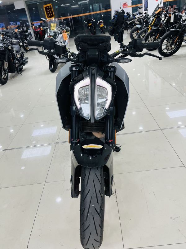 二手KTMR2R390 Duke